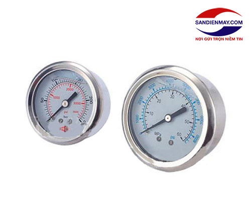 Đồng hồ đo áp suất hoạt động máy rửa xe